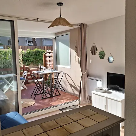 Classe 1 Etoile Rdc Piscine Et Parking Proche Grazel Apartment