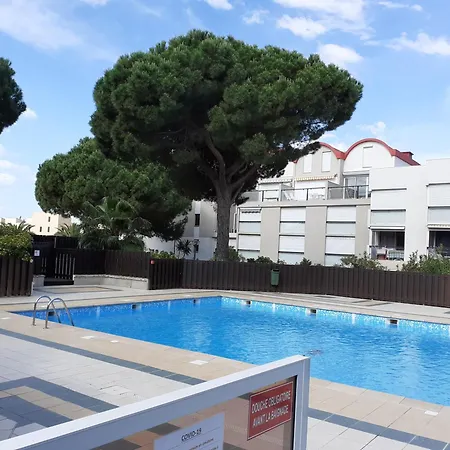 Apartamento Classé 1 étoile Rdc Piscine Et Parking Proche Grazel *
